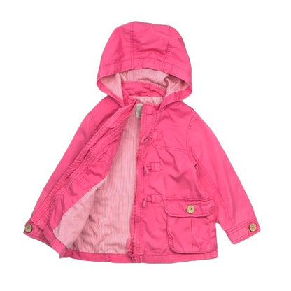 "Next" rozā āra jaka ar kapuci